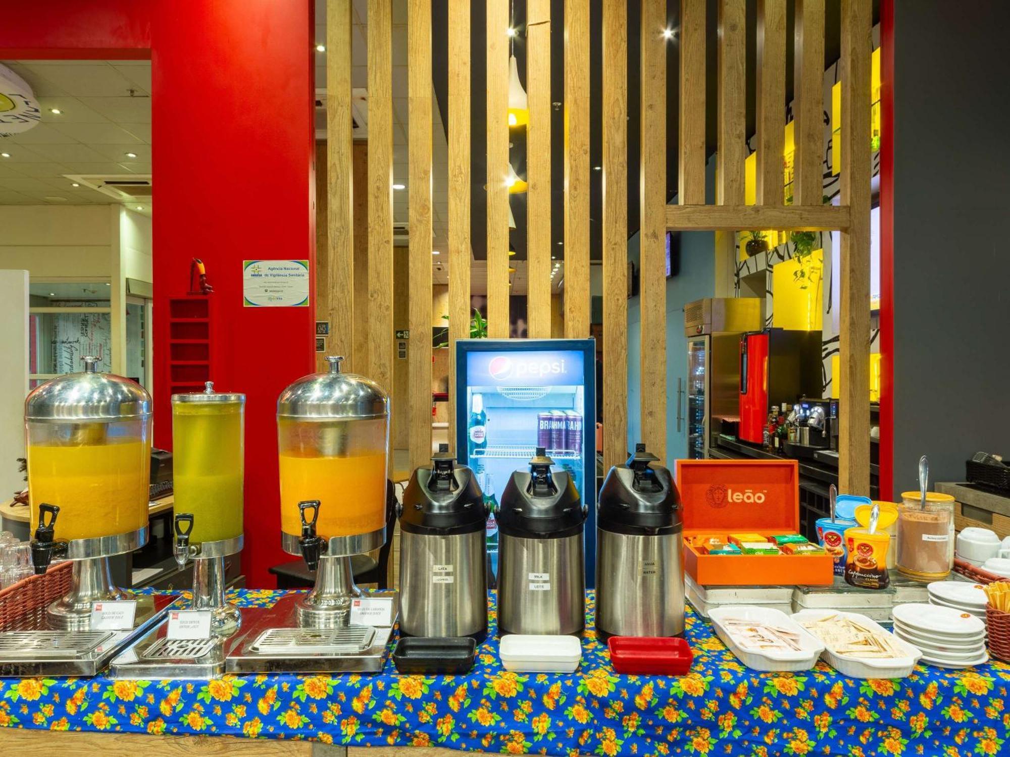 Ibis Manaus Aeroporto Hotell Eksteriør bilde