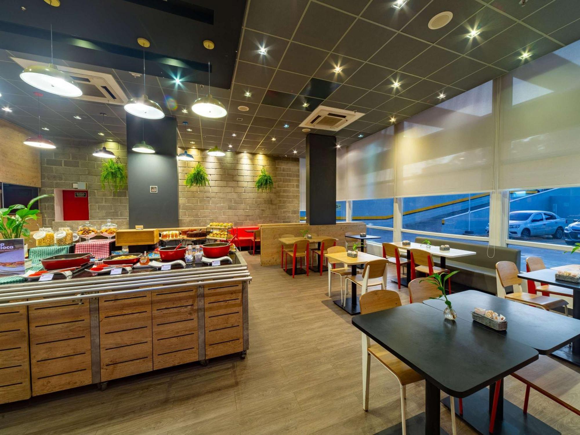Ibis Manaus Aeroporto Hotell Eksteriør bilde