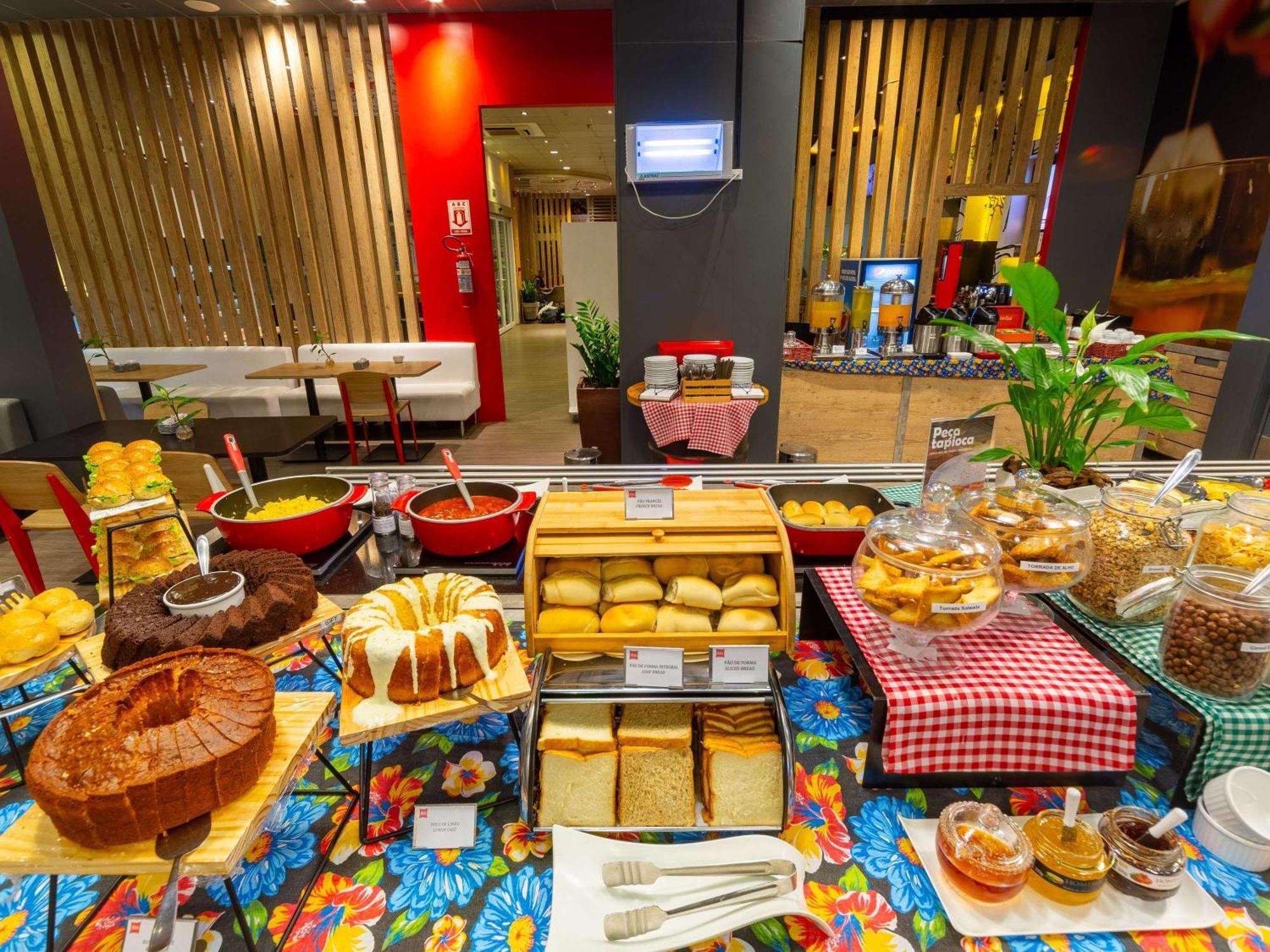 Ibis Manaus Aeroporto Hotell Eksteriør bilde